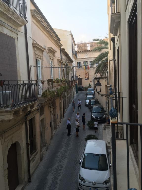 Sanmartinoortigia Apartments Сиракузы Экстерьер фото
